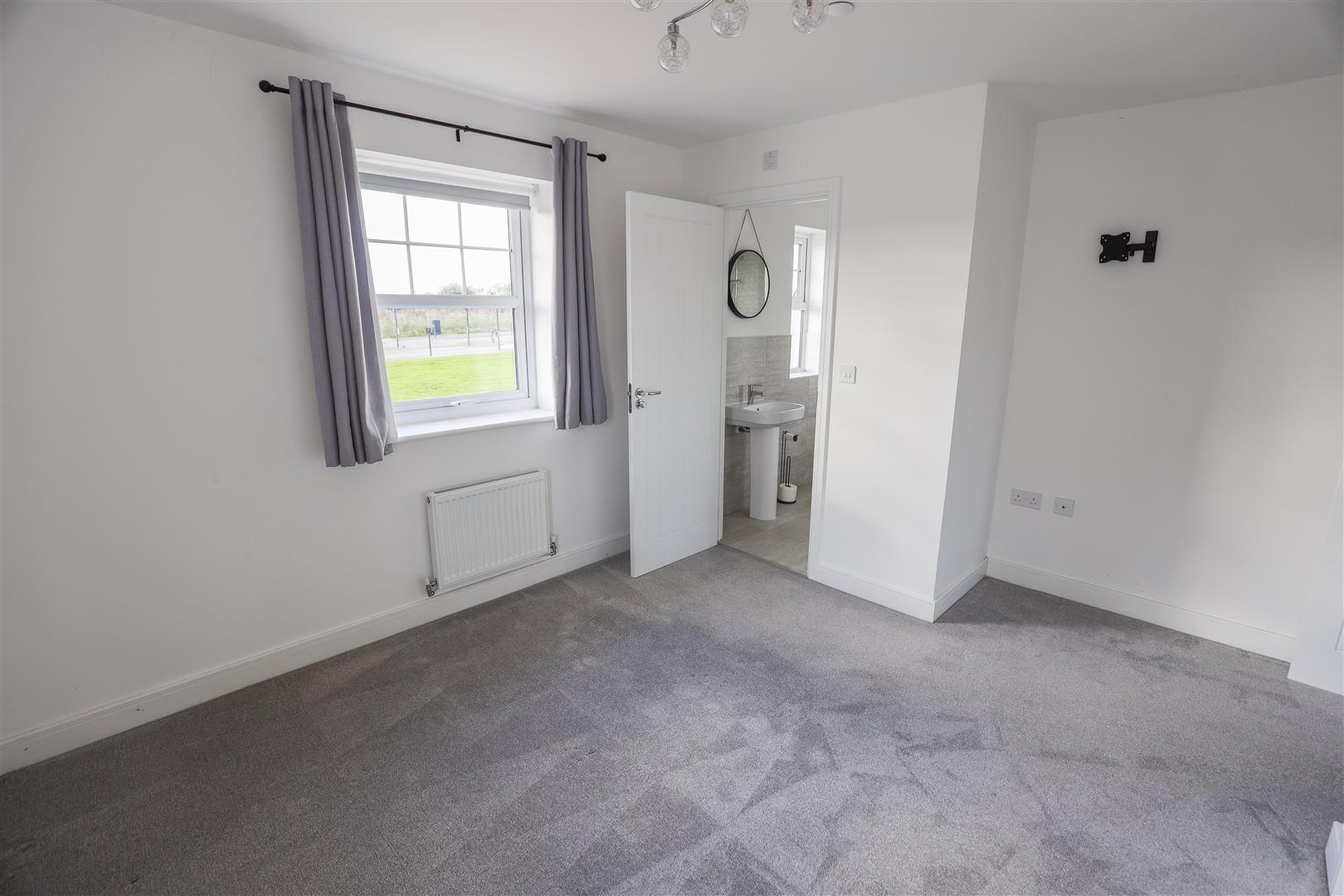 11 Fitzhamon Close, Cowbridge, Vale of Glamorgan, CF71 7GG
